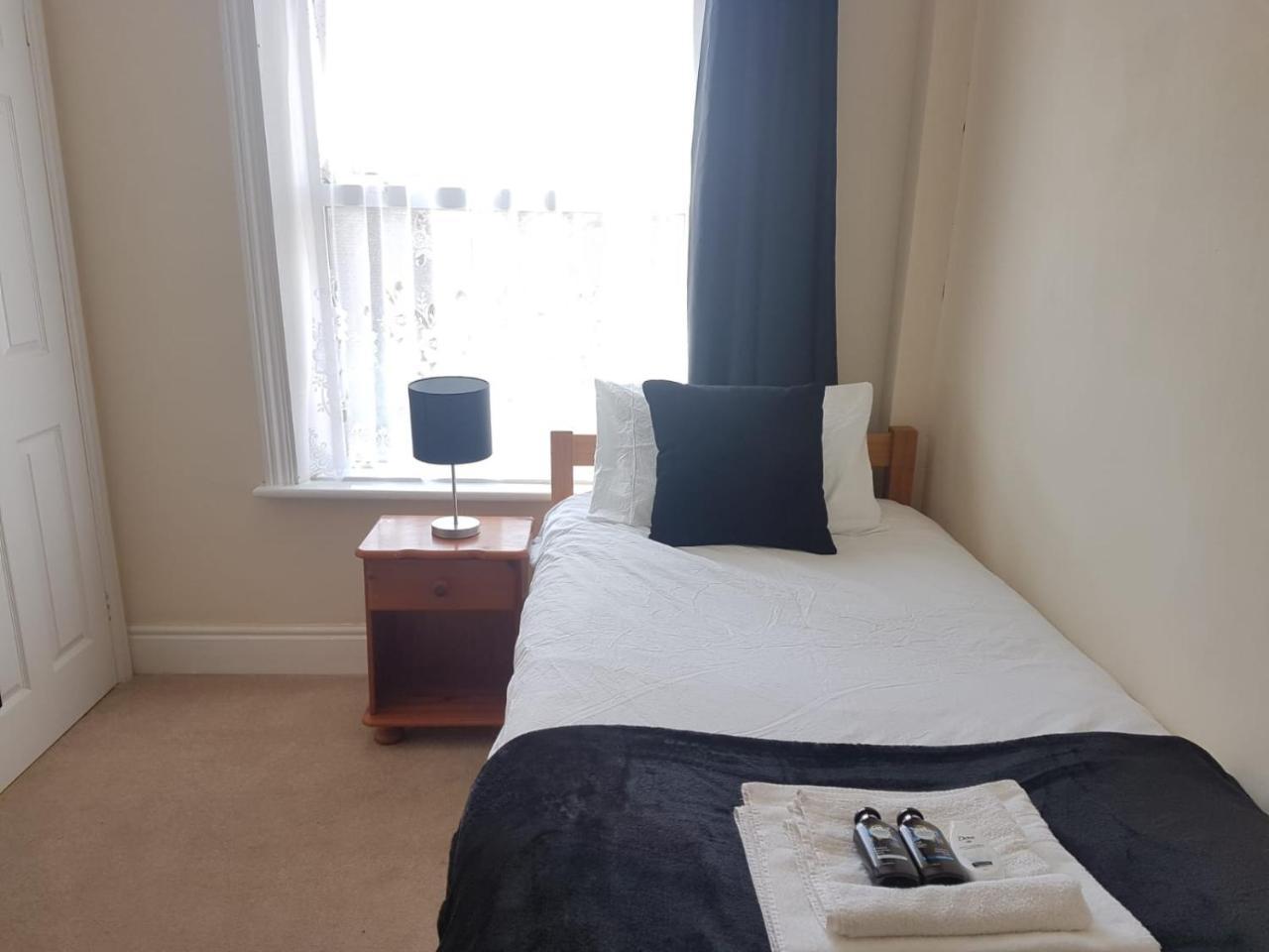 Carmel Serviced Rooms Southampton Luaran gambar