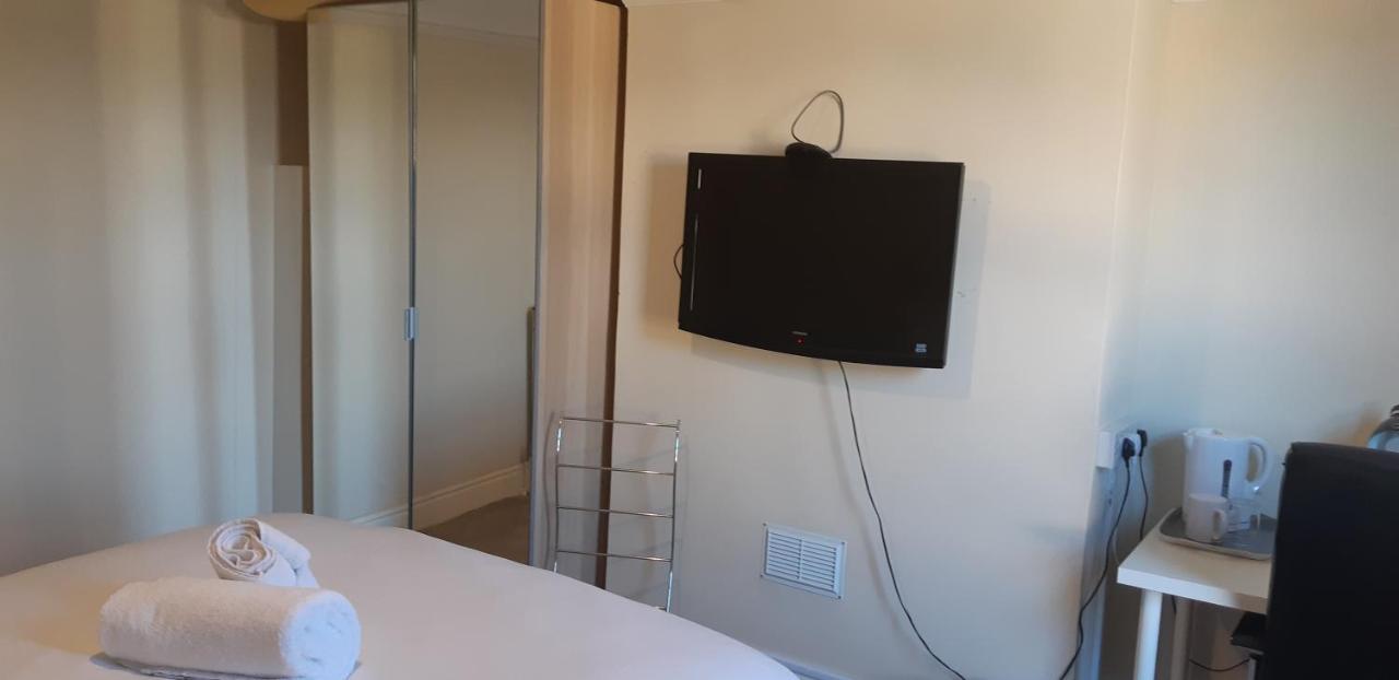 Carmel Serviced Rooms Southampton Bilik gambar