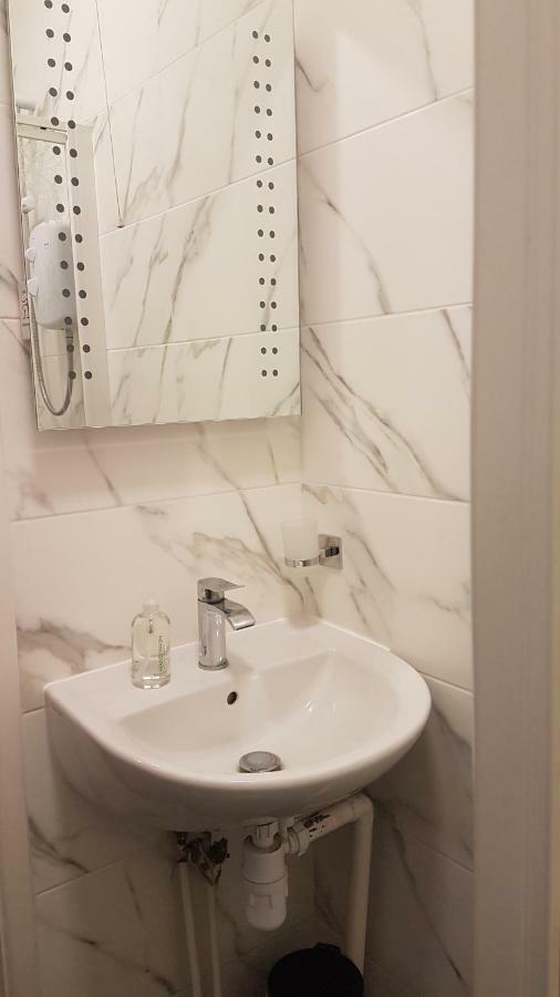 Carmel Serviced Rooms Southampton Luaran gambar